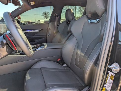 Used 2026 BMW M5 w/ Executive Package image 26