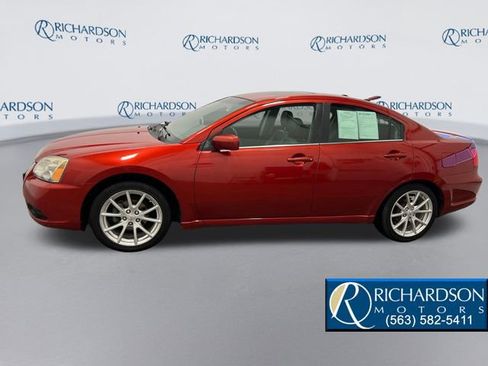 Used 2012 Mitsubishi Galant SE image 2