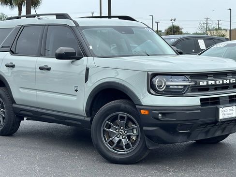 Used 2021 Ford Bronco Sport Big Bend w/ Big Bend Package (96B) AWD/4WD image 2
