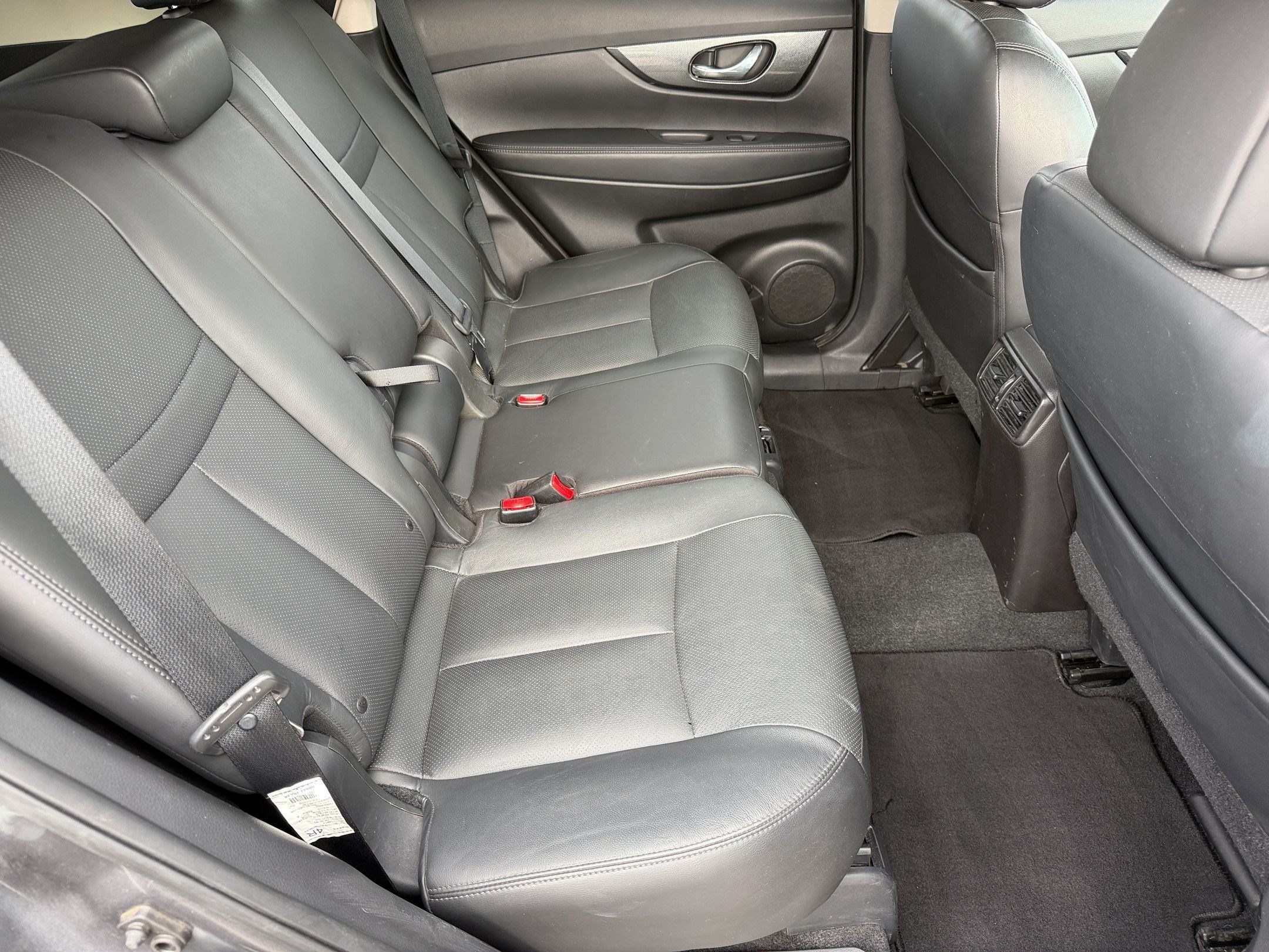 Used 2015 Nissan Rogue SL w/ SL Premium Package AWD/4WD image 31