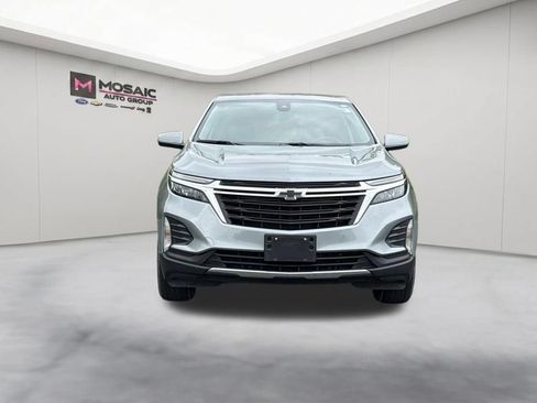 Used 2024 Chevrolet Equinox LT AWD/4WD image 3