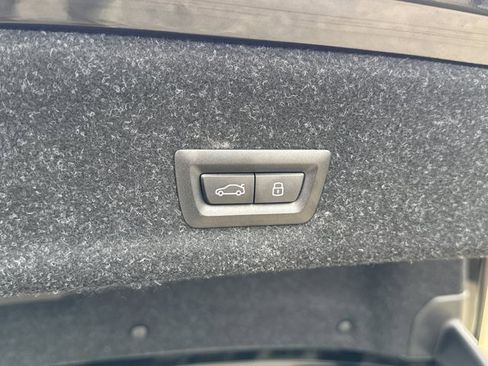 Certified 2025 BMW 330i xDrive Sedan image 24