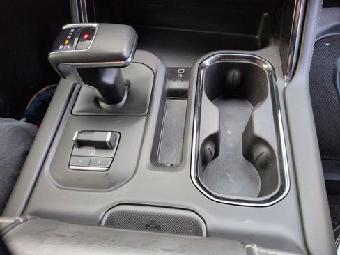 Used 2022 GMC Sierra 1500 AT4X image 13