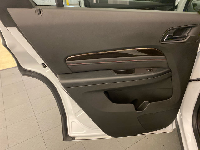 Used 2015 GMC Terrain Denali AWD/4WD image 43