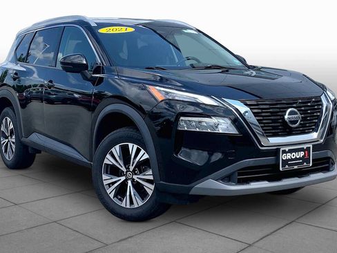 Used 2021 Nissan Rogue SV w/ Premium Package AWD/4WD image 2