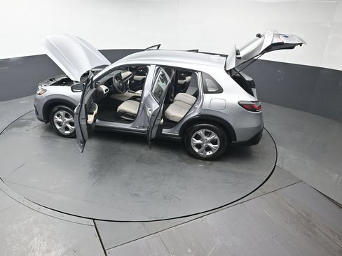 Certified 2024 Honda HR-V LX image 45