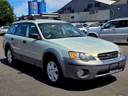Used 2005 Subaru Outback 2.5i AWD/4WD image 2