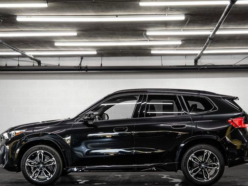 Used 2023 BMW X1 xDrive28i w/ M Sport Package image 2