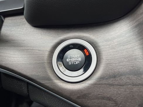 New 2025 Jeep Grand Cherokee L Limited image 31