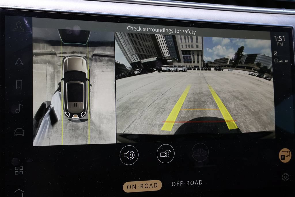 Certified 2023 Land Rover Range Rover SE AWD/4WD image 17