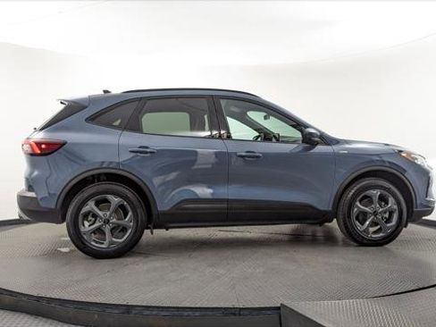 Used 2025 Ford Escape ST-Line Select image 8