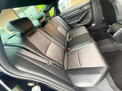 Used 2020 Honda Accord Sport image 14
