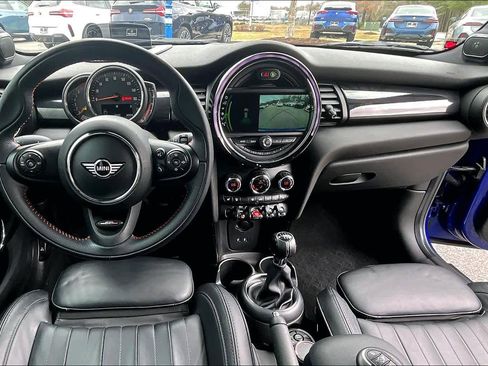 Used 2019 MINI Cooper S image 16