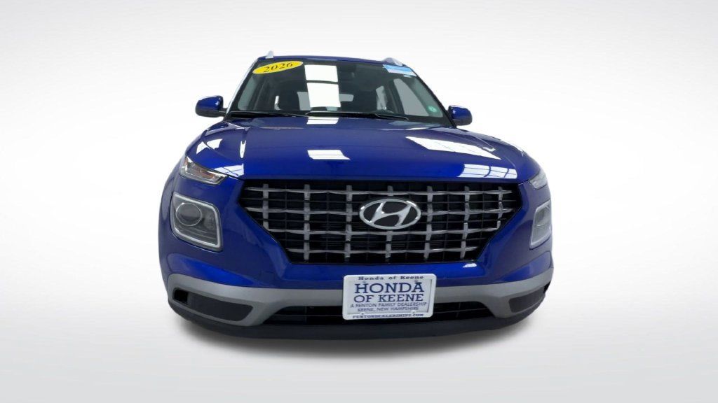 Used 2026 Hyundai Venue SEL FWD image 3