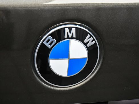 Used 2023 BMW X5 xDrive40i w/ Executive Package AWD/4WD image 98
