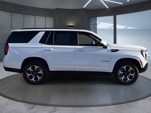 Certified 2025 GMC Yukon AT4 Ultimate AWD/4WD image 7