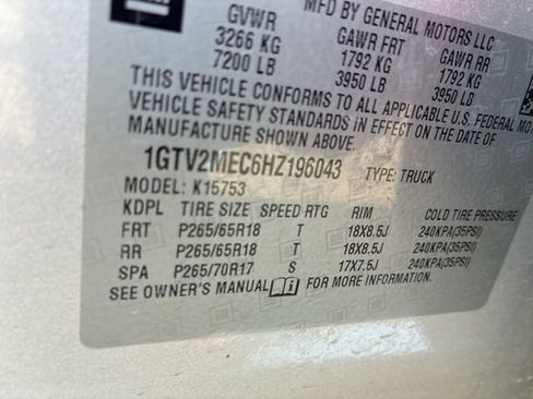 Used 2017 GMC Sierra 1500 SLE w/ SLE Value Package image 14