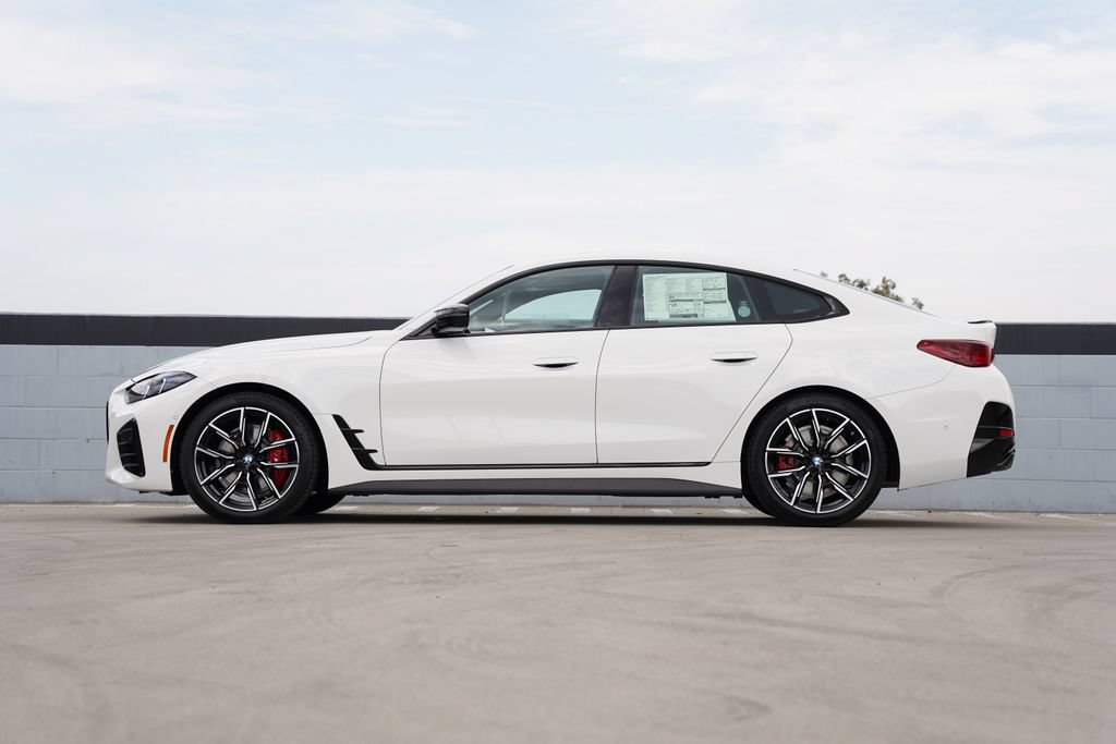 New 2026 BMW M440i w/ Premium Package RWD image 4