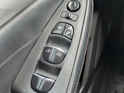 Used 2021 Nissan Maxima 3.5 SV w/ Floor Mat Group image 8