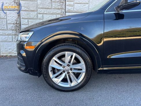 Used 2017 Audi Q3 2.0T Premium Plus w/ Premium Plus Package image 9