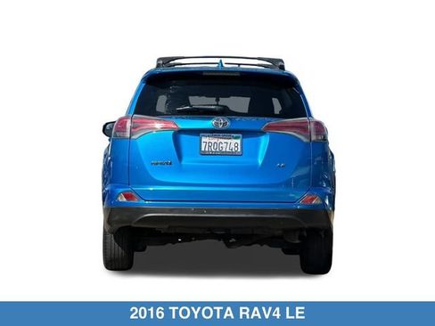 Used 2016 Toyota RAV4 LE FWD image 6