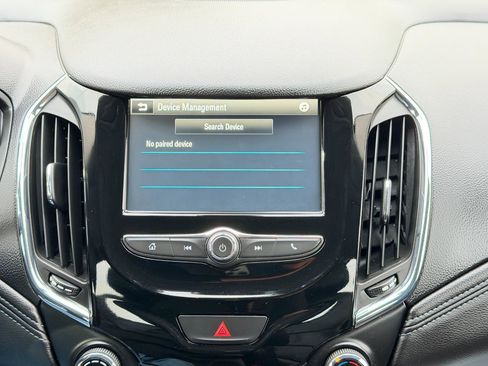 Used 2017 Chevrolet Cruze Premier FWD image 53