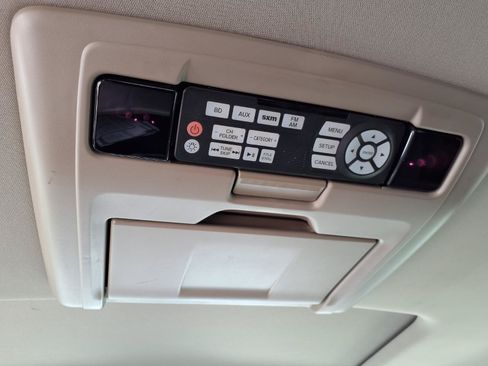 Used 2018 Honda Pilot Touring image 21