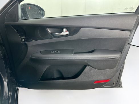 Used 2023 Kia Forte GT-Line w/ GT-Line Premium Package FWD image 32