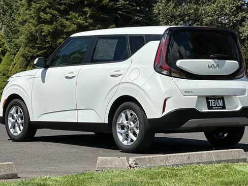 Certified 2024 Kia Soul LX w/ Option Group 015 FWD image 6
