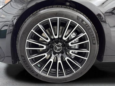 Used 2026 Mercedes-Benz E 53 AMG e 4MATIC Sedan image 9