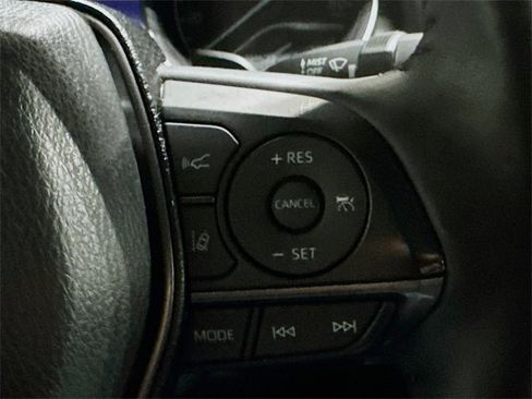 Used 2023 Toyota Camry SE image 17