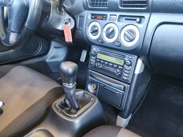Used 2000 Toyota MR2 RWD image 25
