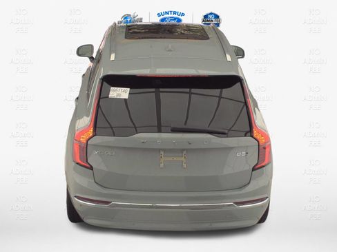 Used 2025 Volvo XC90 B5 Plus AWD/4WD image 35