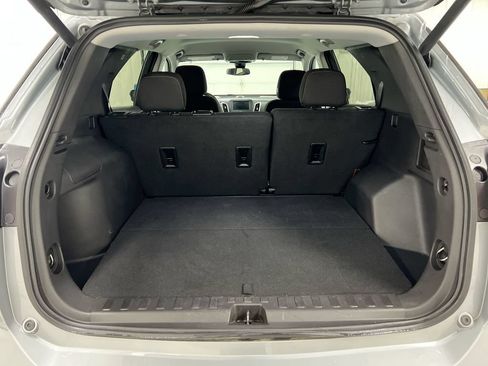 Used 2024 Chevrolet Equinox LT AWD/4WD image 23