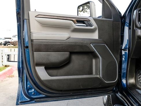 Used 2022 Chevrolet Silverado 1500 LT w/ Max Trailering Package image 42