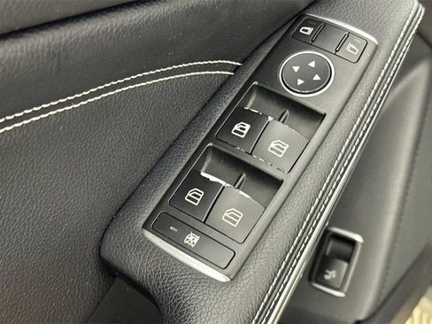 Certified 2019 Mercedes-Benz GLA 250 image 12