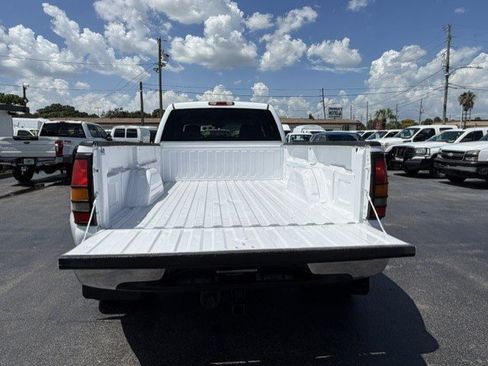 Used 2007 Chevrolet Silverado 3500 LT w/ Onstar Plus Package RWD image 8