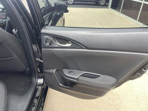 Used 2020 Honda Civic EX image 16