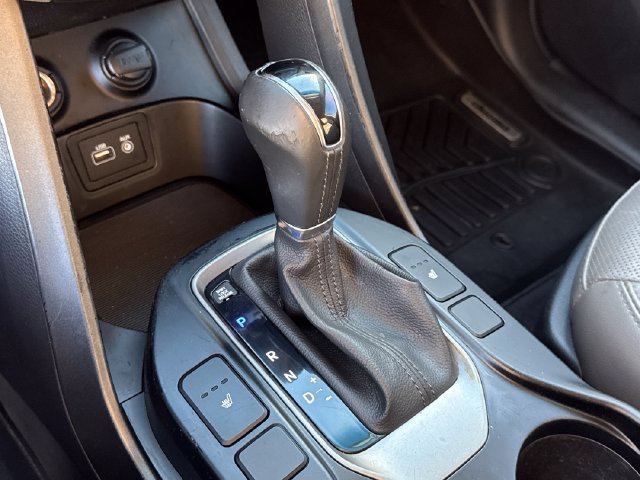 Used 2017 Hyundai Santa Fe Sport FWD image 19