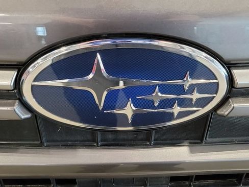 Used 2025 Subaru Forester Premium AWD/4WD image 36