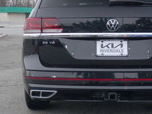 Used 2021 Volkswagen Atlas SE w/ Panoramic Sunroof Package image 17