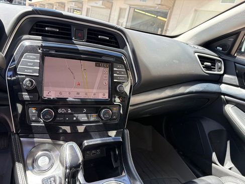 Used 2020 Nissan Maxima Platinum w/ Sport Mat Group FWD image 21