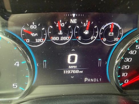 Used 2018 GMC Sierra 2500 Denali w/ Duramax Plus Package AWD/4WD image 11