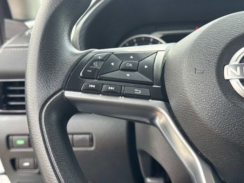 Certified 2024 Nissan Sentra SV image 29