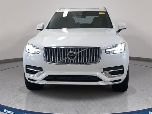 Used 2025 Volvo XC90 T8 Ultra w/ Protection Package Premier image 8