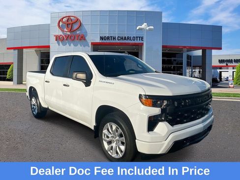 Used 2022 Chevrolet Silverado 1500 Custom RWD image 1