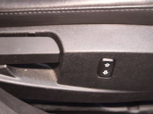 Used 2015 Chevrolet Malibu LT image 12