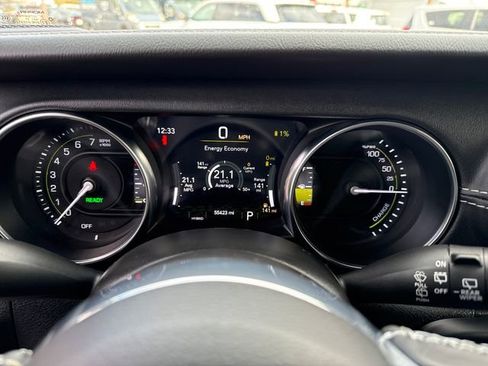 Used 2021 Jeep Wrangler Unlimited Sahara w/ Cold Weather Group image 21