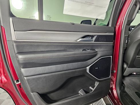 New 2026 Jeep Grand Wagoneer Limited image 33