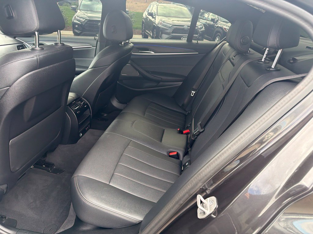 Used 2023 BMW 530i xDrive w/ Premium Package AWD/4WD image 19